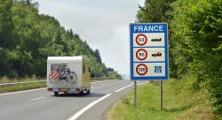 Camper Frankreich Verbotsschild